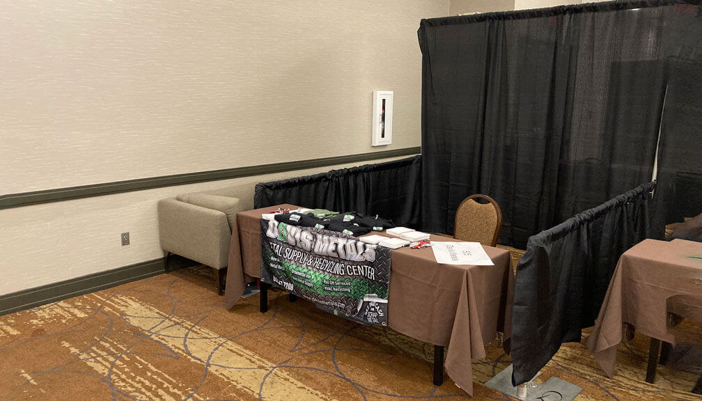 Trade Show Booth Design with Table