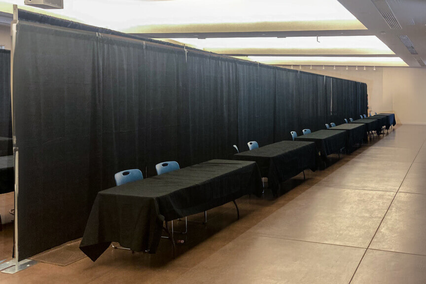 Trade Show Booths Rentals - Tablecloths on Tables, Single Row